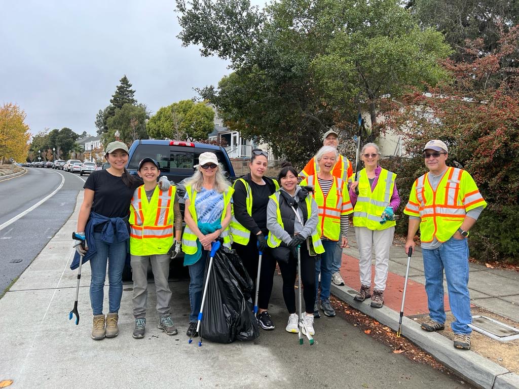 Vallejo Heights neighbors at a neighborhood cleanup